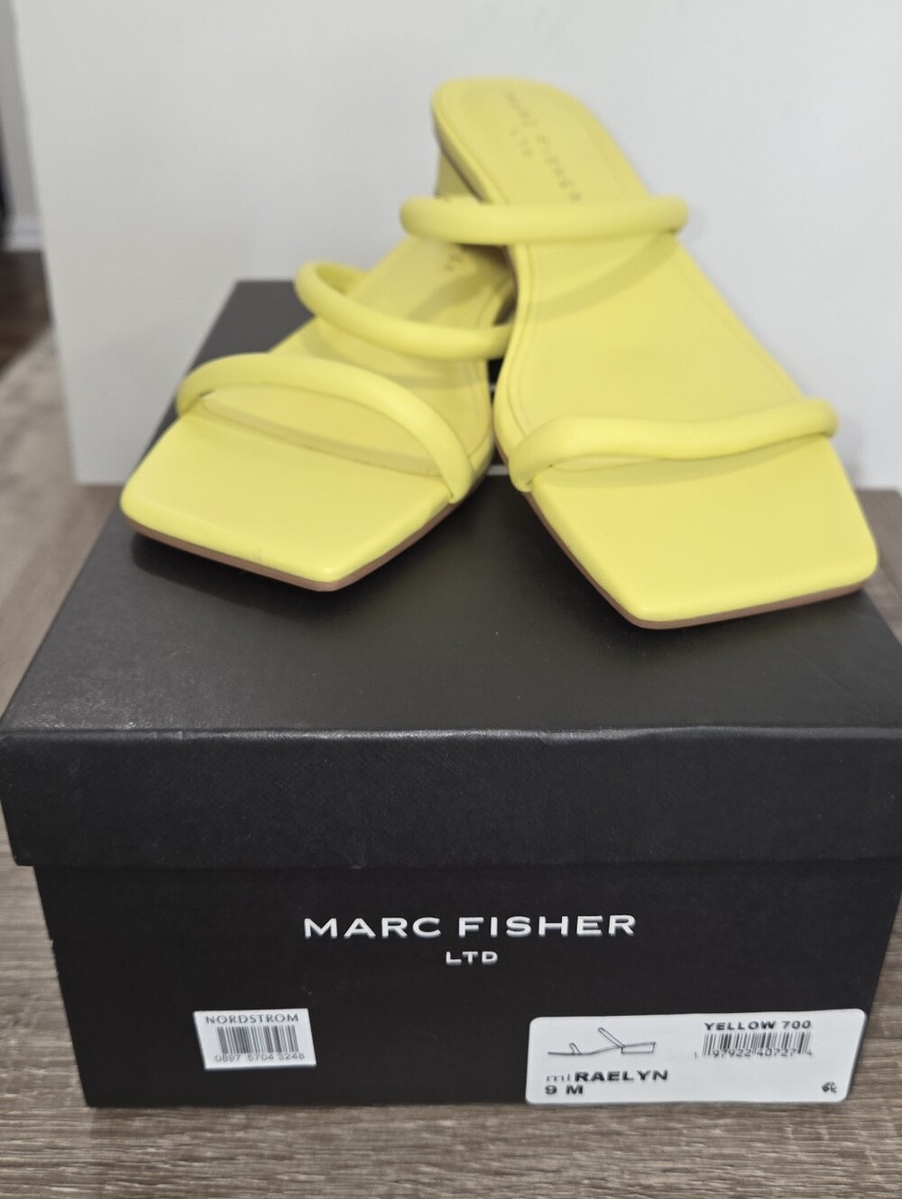 Marc Fisher LTD Women's Raelyn Yellow Square Toe Heeled Sandals 9M - Picture 3 of 8